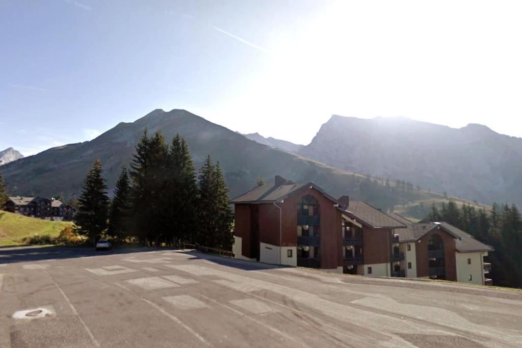 Appartement La Clusaz Avec Terrasse Sur Les Pistes De Ski Manigod Exterior photo